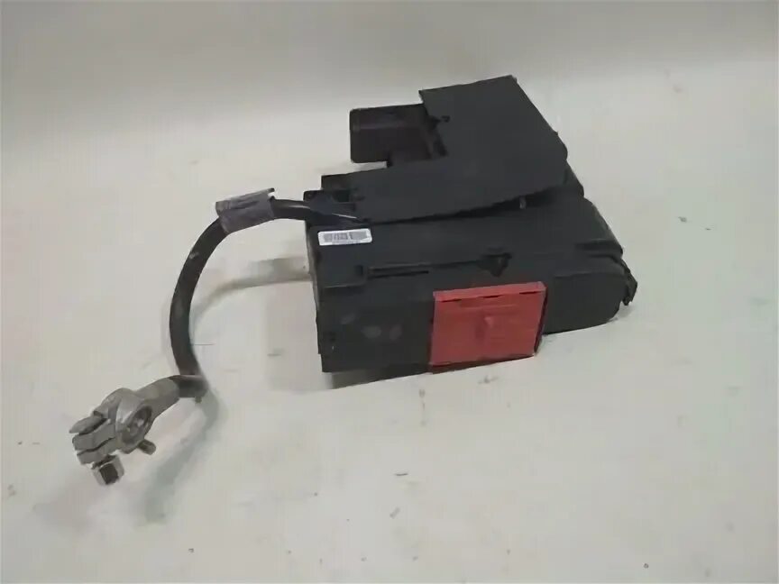 Пиропатрон на акб мерседес w164. Пиропатрон мерседес. Пиропатрон акб мерседес w204. Mercedes-benz w164 преднатяжитель ремня безопасности. Пиропатрон акб мерседес w222.