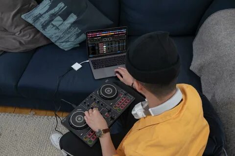Dj 200