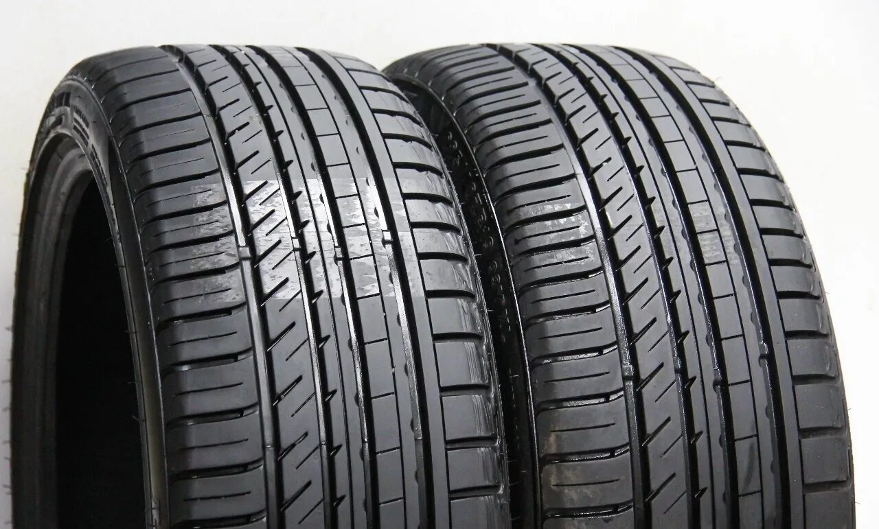 Kinforest kf717. Шины Kinforest kf550-UHP. Kinforest kf550-UHP 275/50 r22. Kinforest kf550-UHP 295/35 r22 108y летняя. Шины 22 летние купить