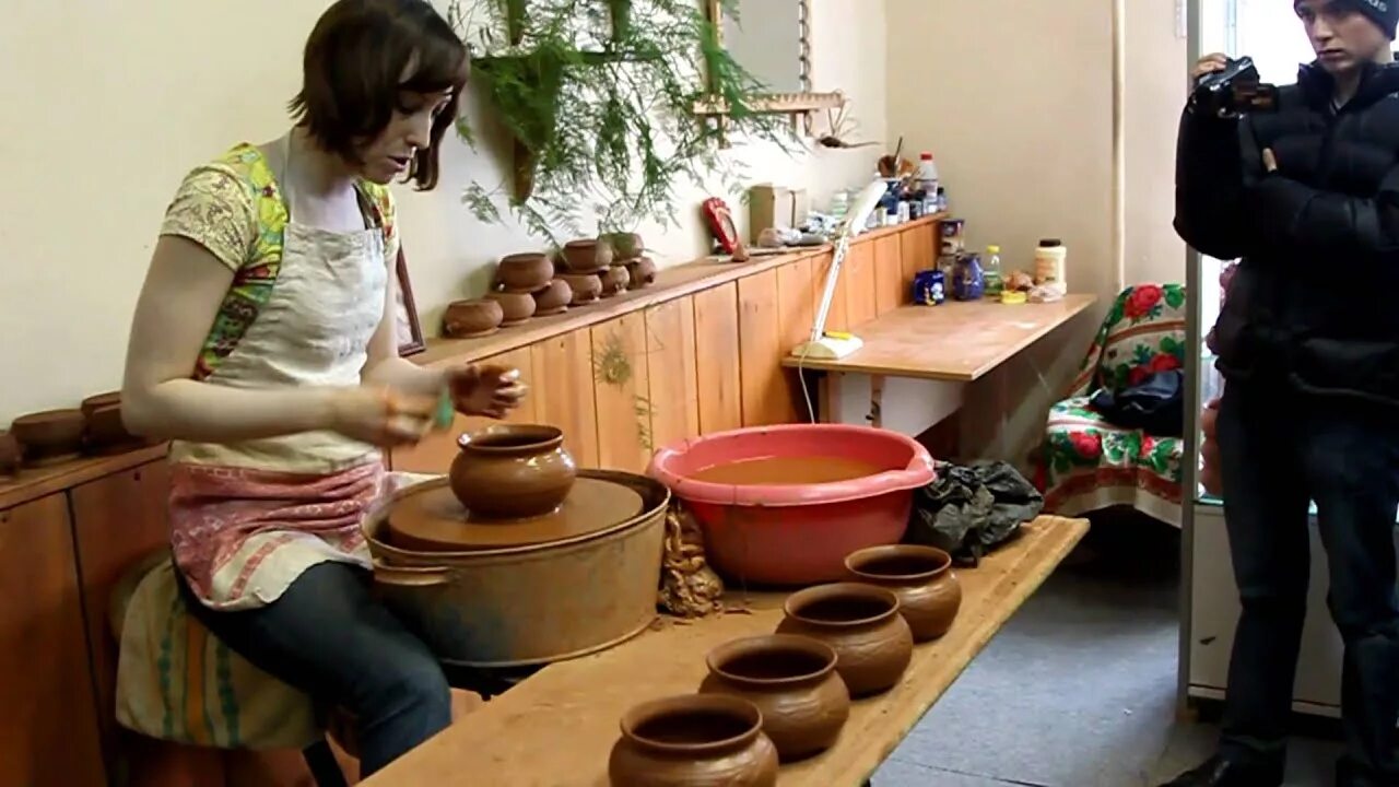 Живые ремесла конкурс. Дом ремесел мышкин. Мастера народных промыслов. Мастер класс по традициям. Мышкин город музей живых ремесел.