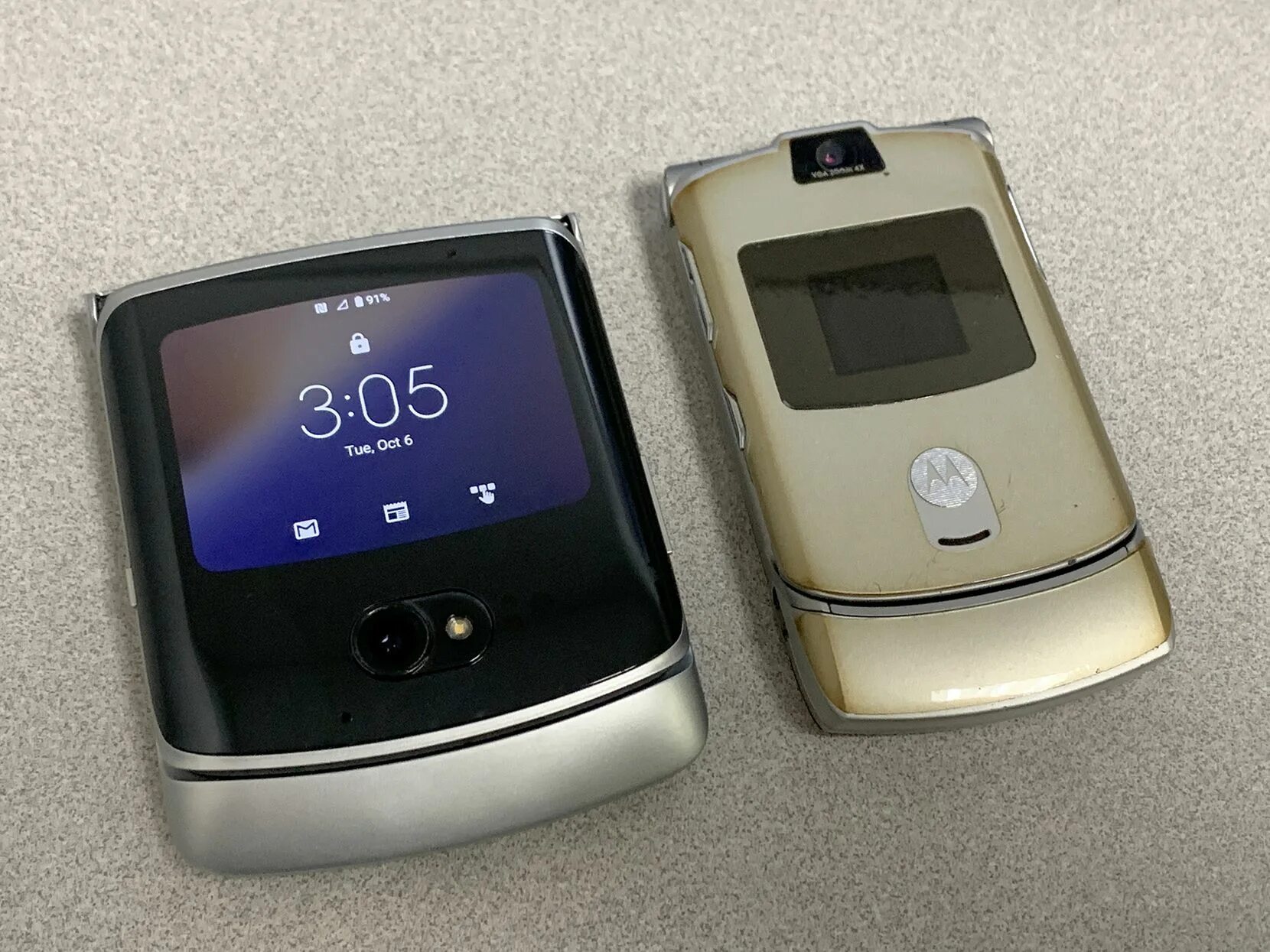 Motorola razr 40 обзор. Motorola razr 5g. motorola razr 5g 2025. motorola razr 5. motorola razr 5g gold.