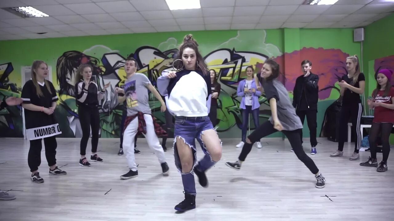 Танцевальная студия иваново. Id dance studio иваново. id dance иваново. студия танцев шаг вперед брянск. студия танцев энер ногинск.