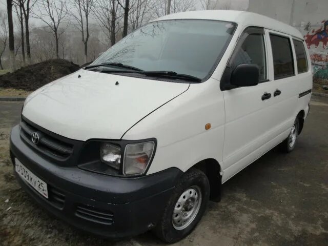 Тойота таун айс владивосток. Toyota Town Ace 1999. Тойота Таун айс 1999. Toyota Town Ace 1999г.в.. Toyota Lite Ace 1999.