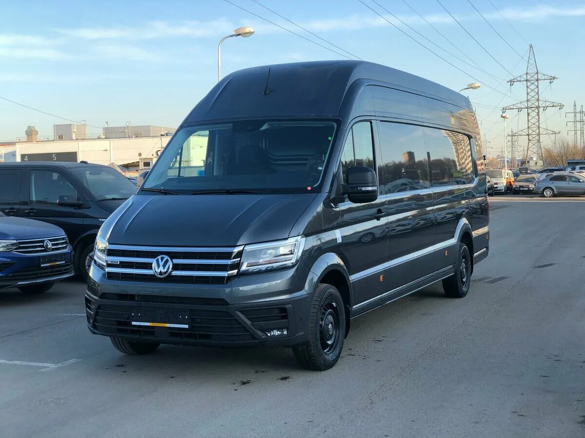 Vw crafter 2021. Volkswagen crafter 2022 года. Новый фольксваген крафтер 2021. Крафтер 2021. Vw crafter 2019 long.