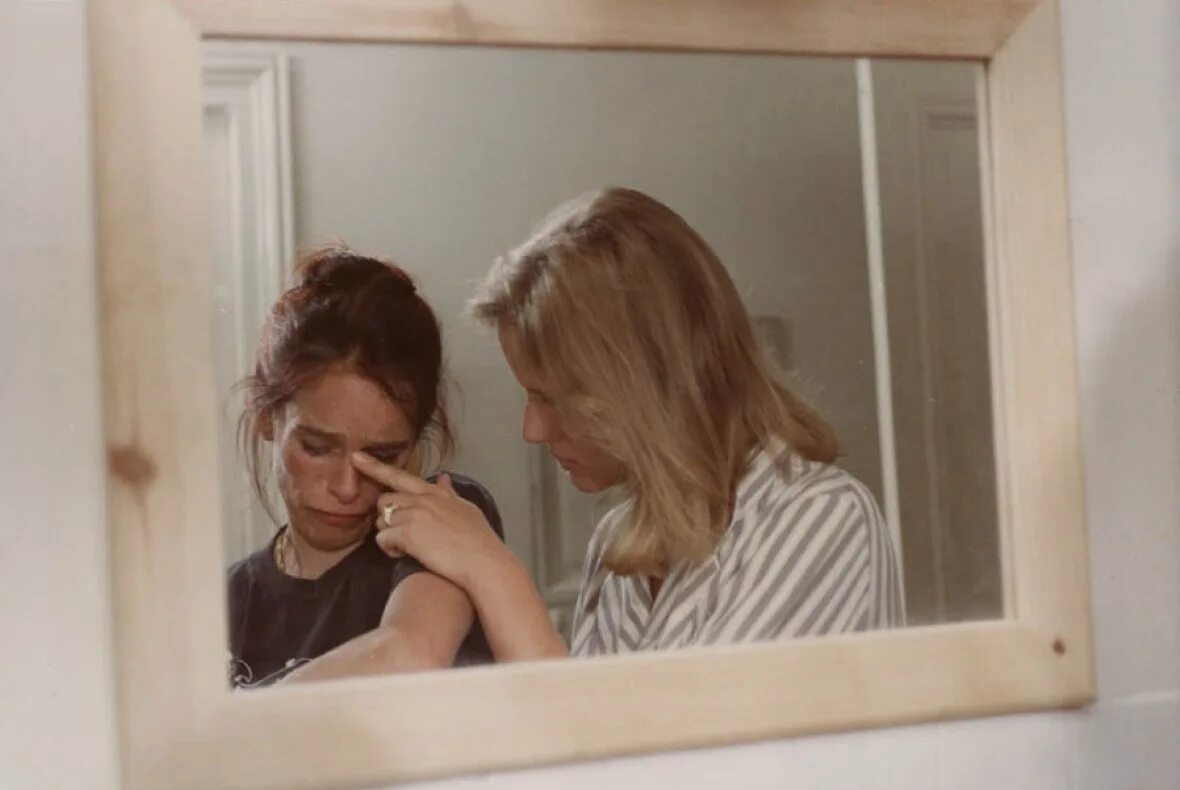 фотосессия женская дружба. старшая сестра домашнее. моя сестра фото оцените. сестра тайком. младшая сестра kimmyteen.