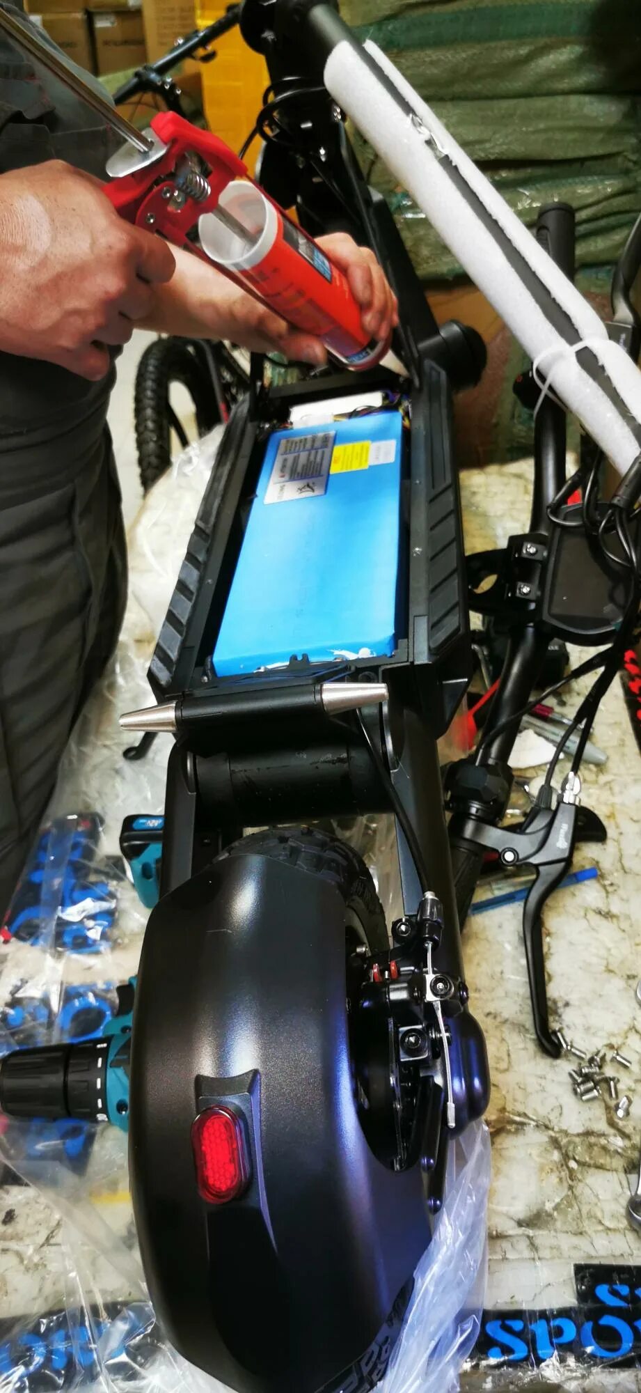 Kugoo g2 pro max обзор. Электросамокат куго g2 pro. kugoo g2 pro max. kugoo g2 pro дека. kugoo g2 pro 2025.