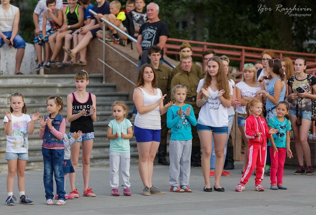 Кинотеатр луна решетиха. Решетиха Нижегородская область Володарский район. Школа 2 Решетиха. Решетиха садики.