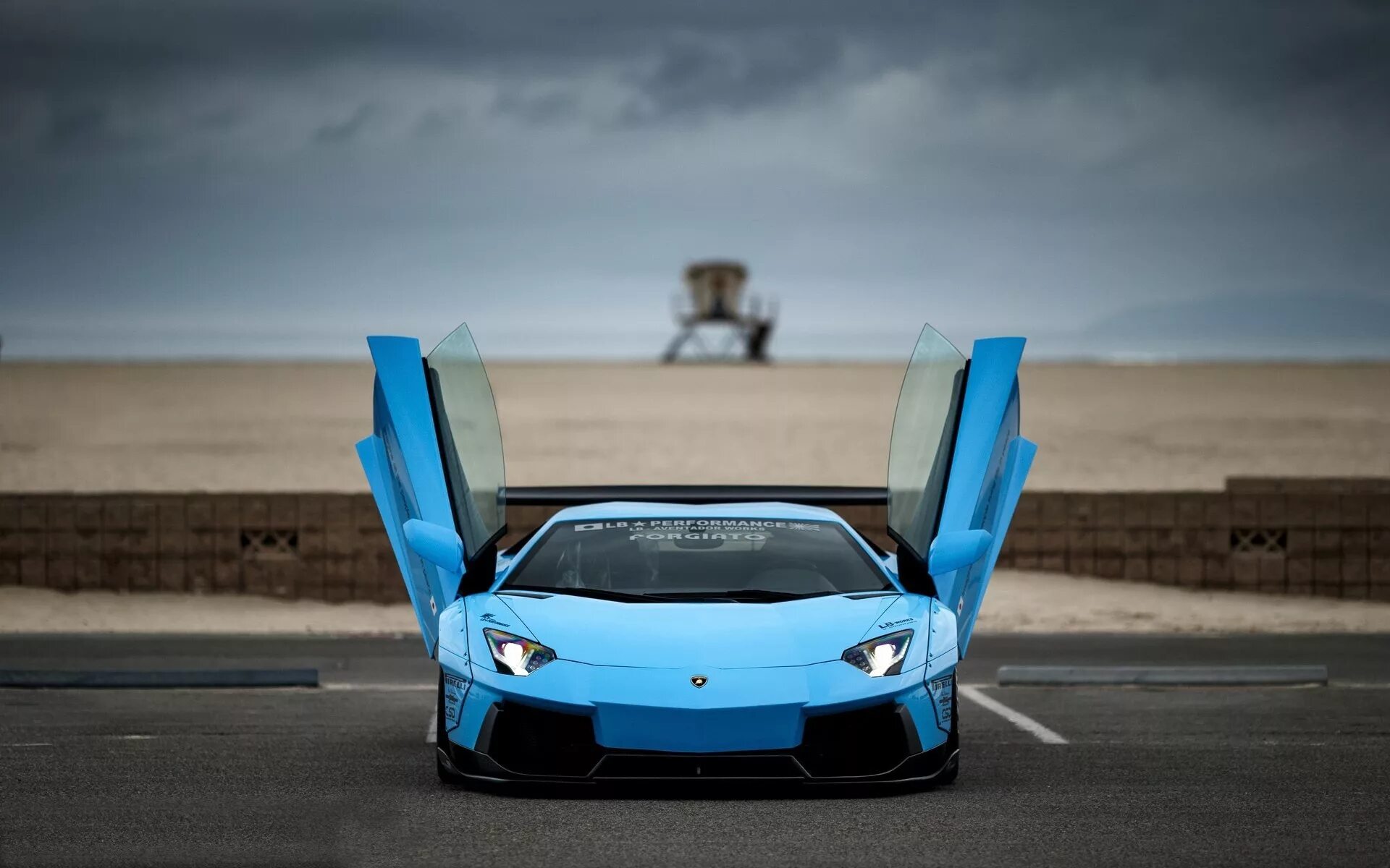 Открой картинки машин. Ламборджини авентадор Блу. Lamborghini Aventador lp700 Blue. Lamborghini Aventador lp700-4 спереди. Lamborghini Aventador lp700-4 синяя.