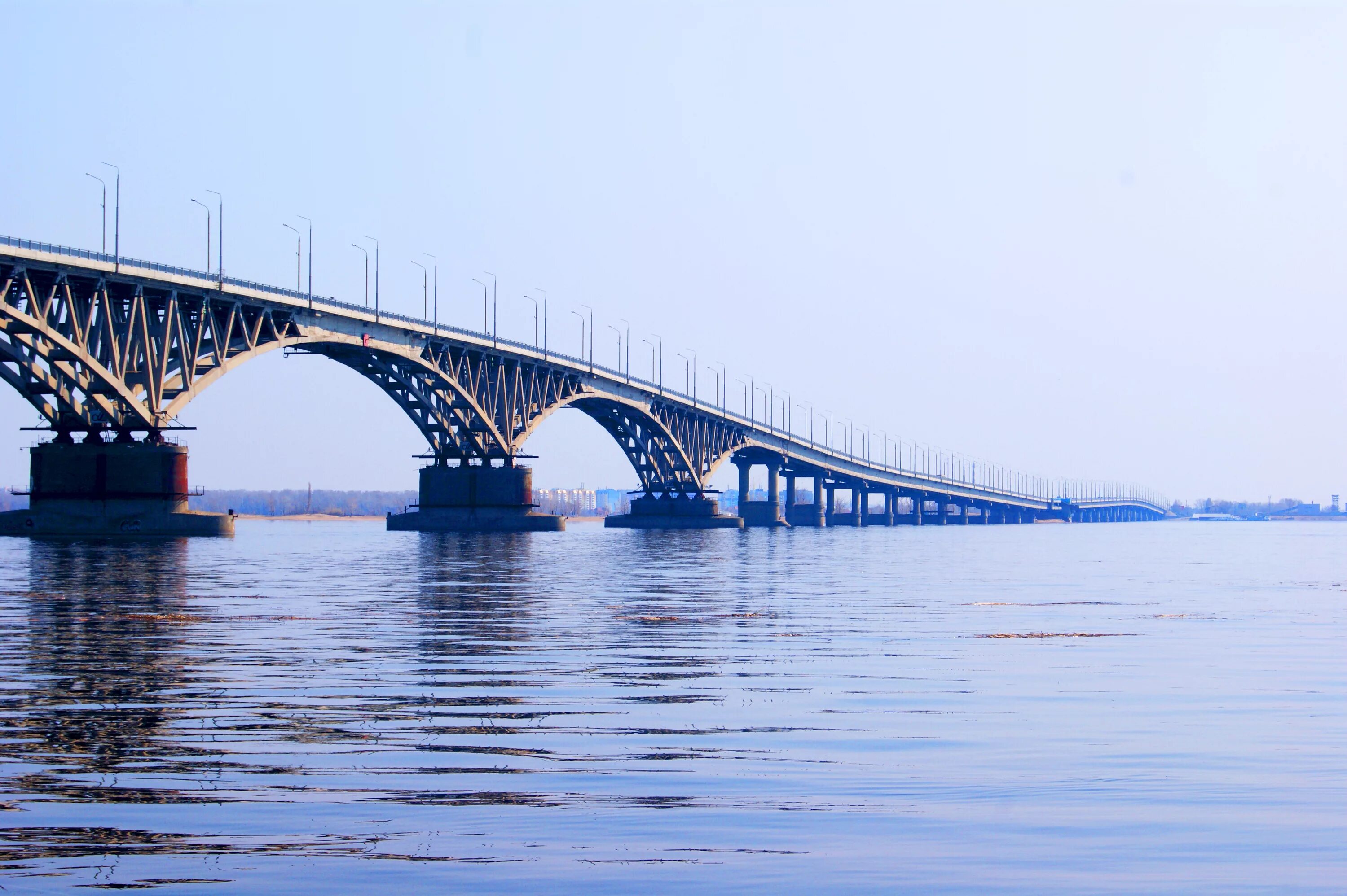 Волга мост энгельс. Саратовский мост через Волгу. Мост Саратов Энгельс. Волга мост Саратов. Энгельс мост через Волгу.