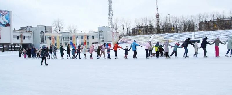 Катание череповец. Стадион металлург череповец каток. стадион металлург череповец. стадион металлург череповец массовое катание. каток кольчугино металлург.