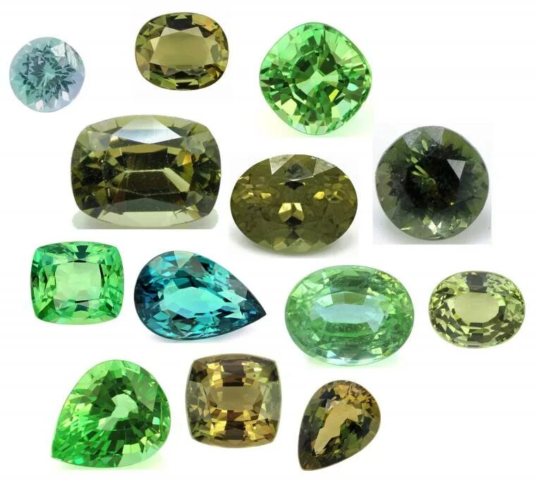 Камни россии купить. Камень минерал Корнерупин. Зелёный камень ювелирный. Поделочные ювелирные камни. Зелёный камень в украшениях.