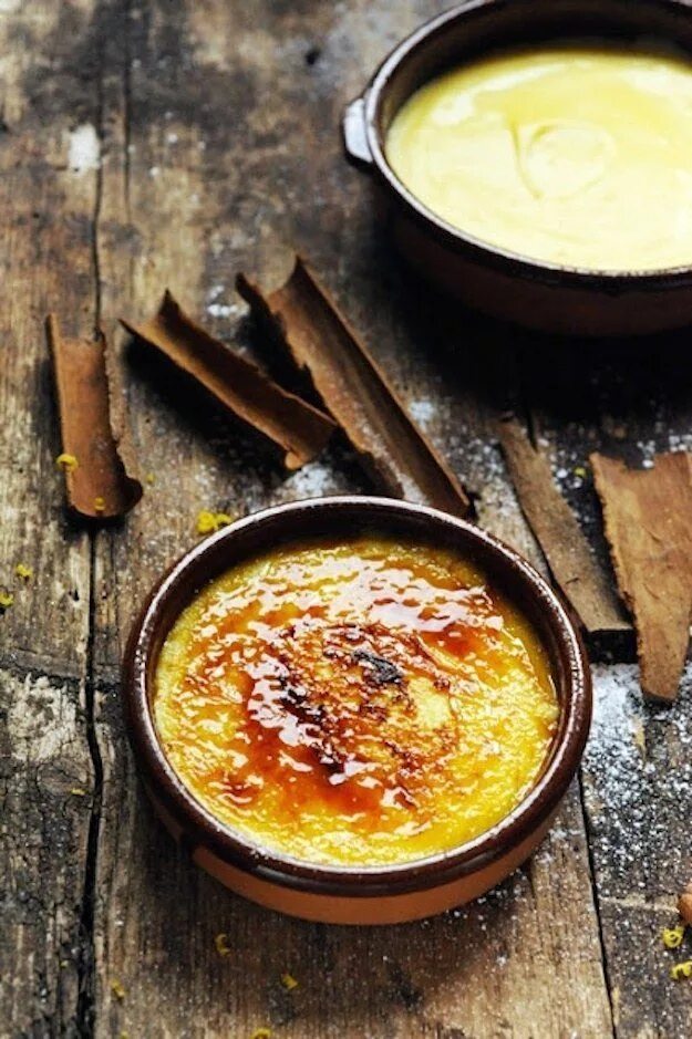 Крем брюле Каталана. Испанский десерт крем Каталана. Crema Catalana десерт. Испанская крема Каталана. Крем каталана