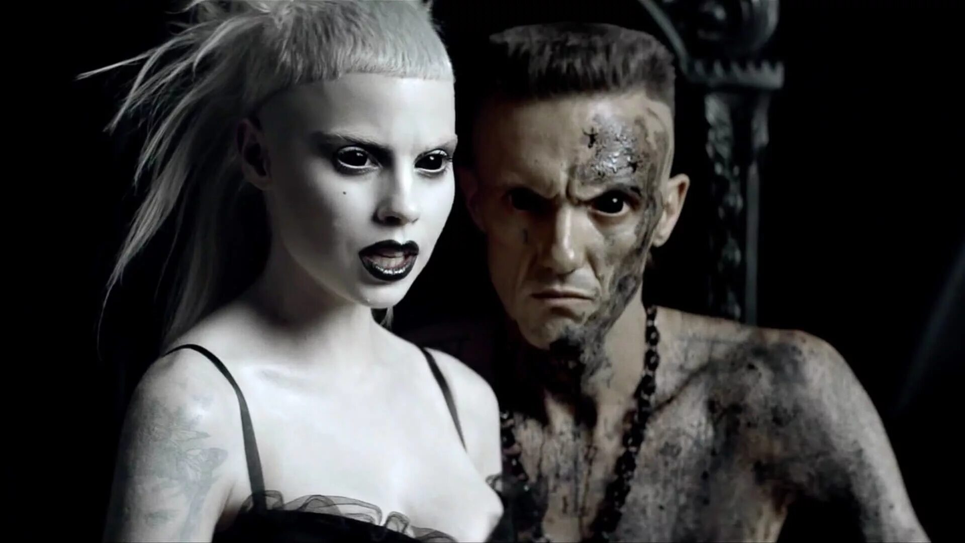 Группа d d e. Группа die antwoord. йоланди фиссер. фрик группа die antwoord.