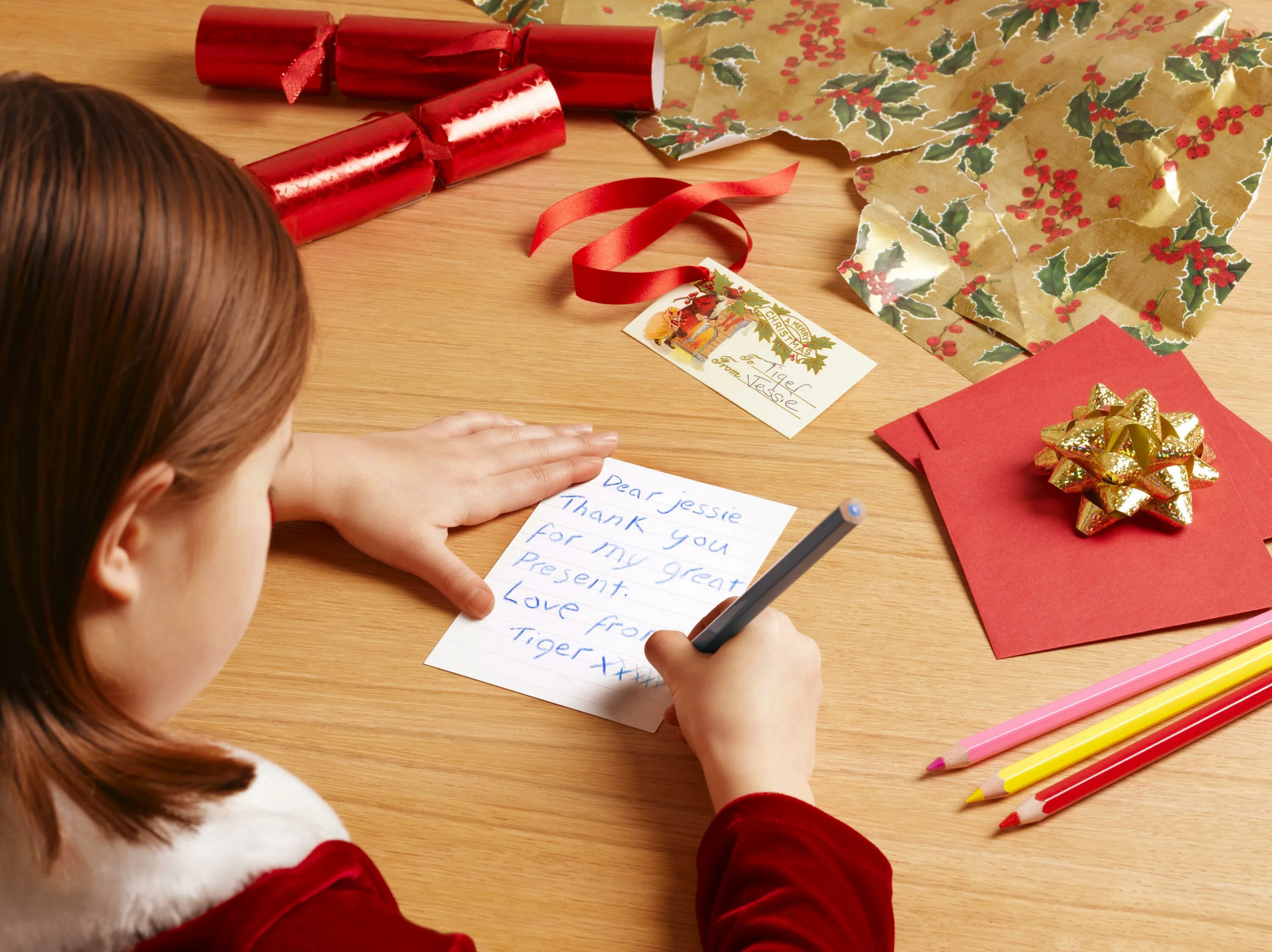 Writing cards. Write christmas cards. writing christmas card. send christmas cards. to write карточка.