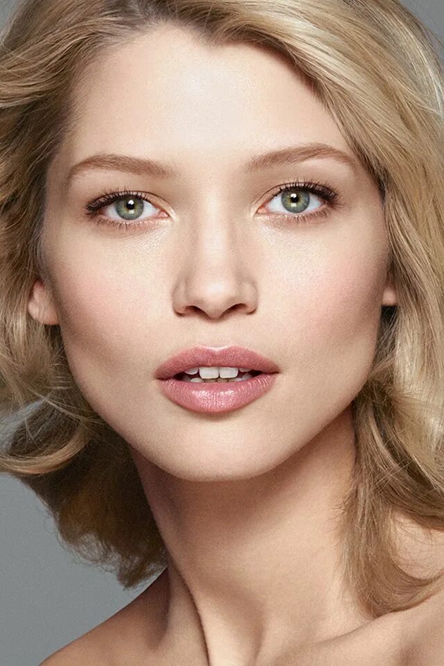 Хана жирикова. Ханна в париже фото. Hm beauty. Henrik purienne hana jirickova. Хана жирикова.