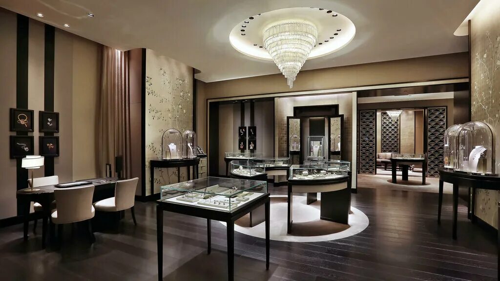 Van cleef arpels дубай молл. Van cleef arpels дубай молл. дубай молл fashion avenue. Van cleef дубай. клод арпелс.
