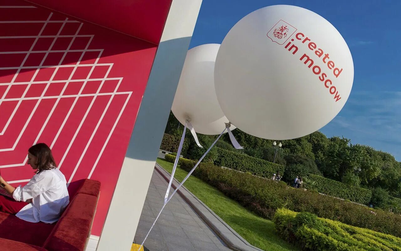 история российского дизайна. креативные индустрии. Flacon завод москва. арт завод флакон москва. мероприятия в москве.