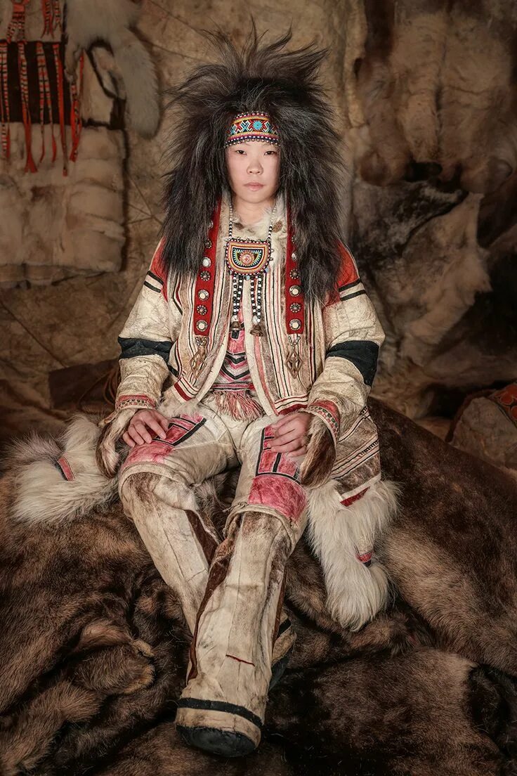 Северный образ. Нганасаны Таймыр. Нганасаны Красноярского края. Александр Химушин нганасаны. Таймыр одежда нганасаны.