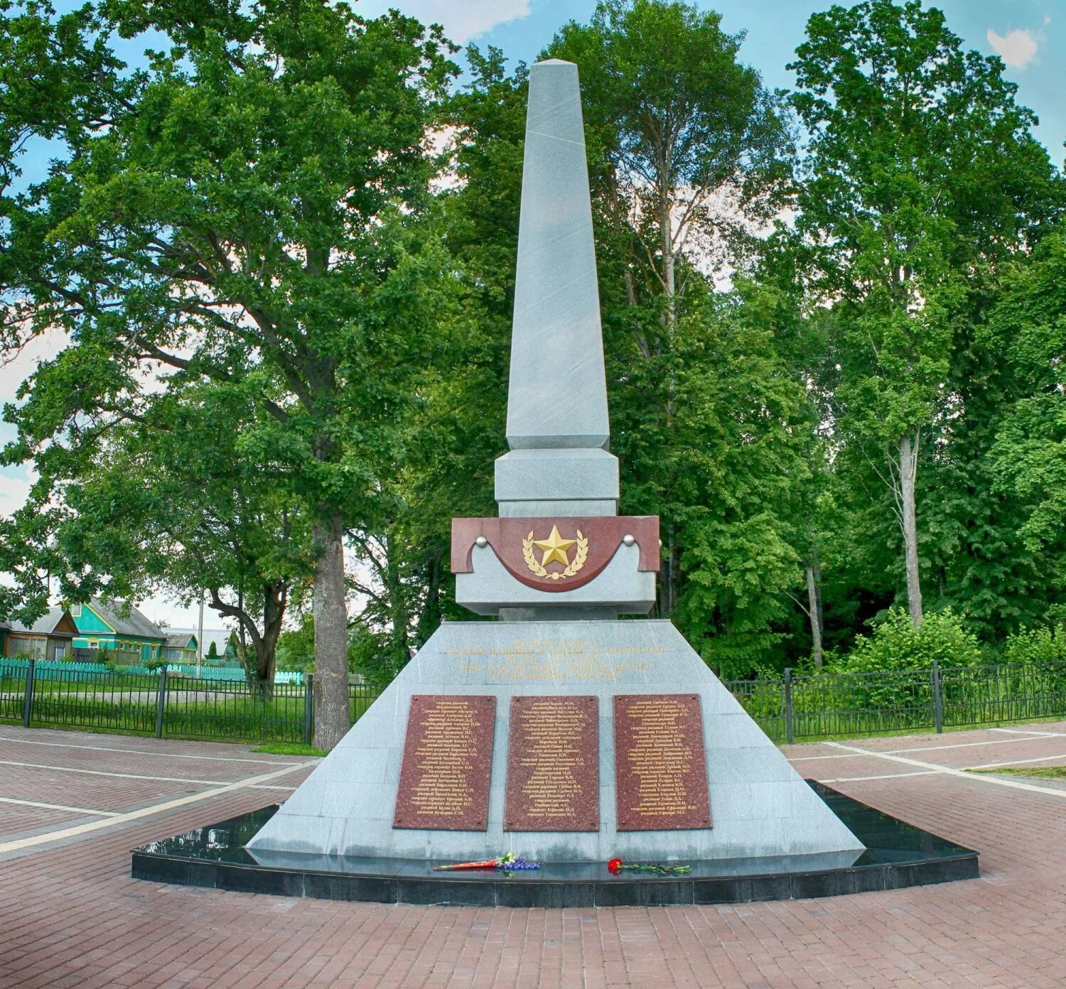 Обелиск гг. Памятник обелиск. обелиск славы. обелиски с фотографиями.