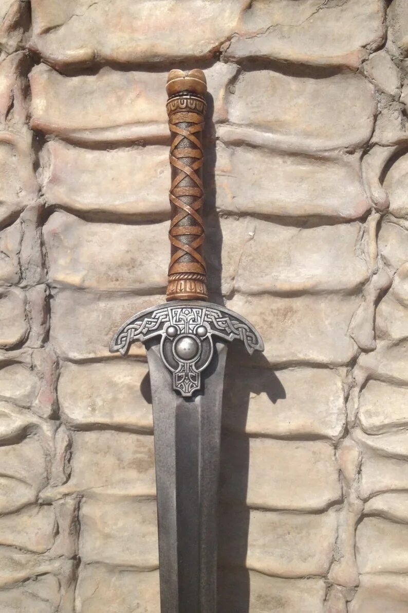 Мечи древности. Ларп меч. Древний меч. Древние клинки. Античные мечи.
