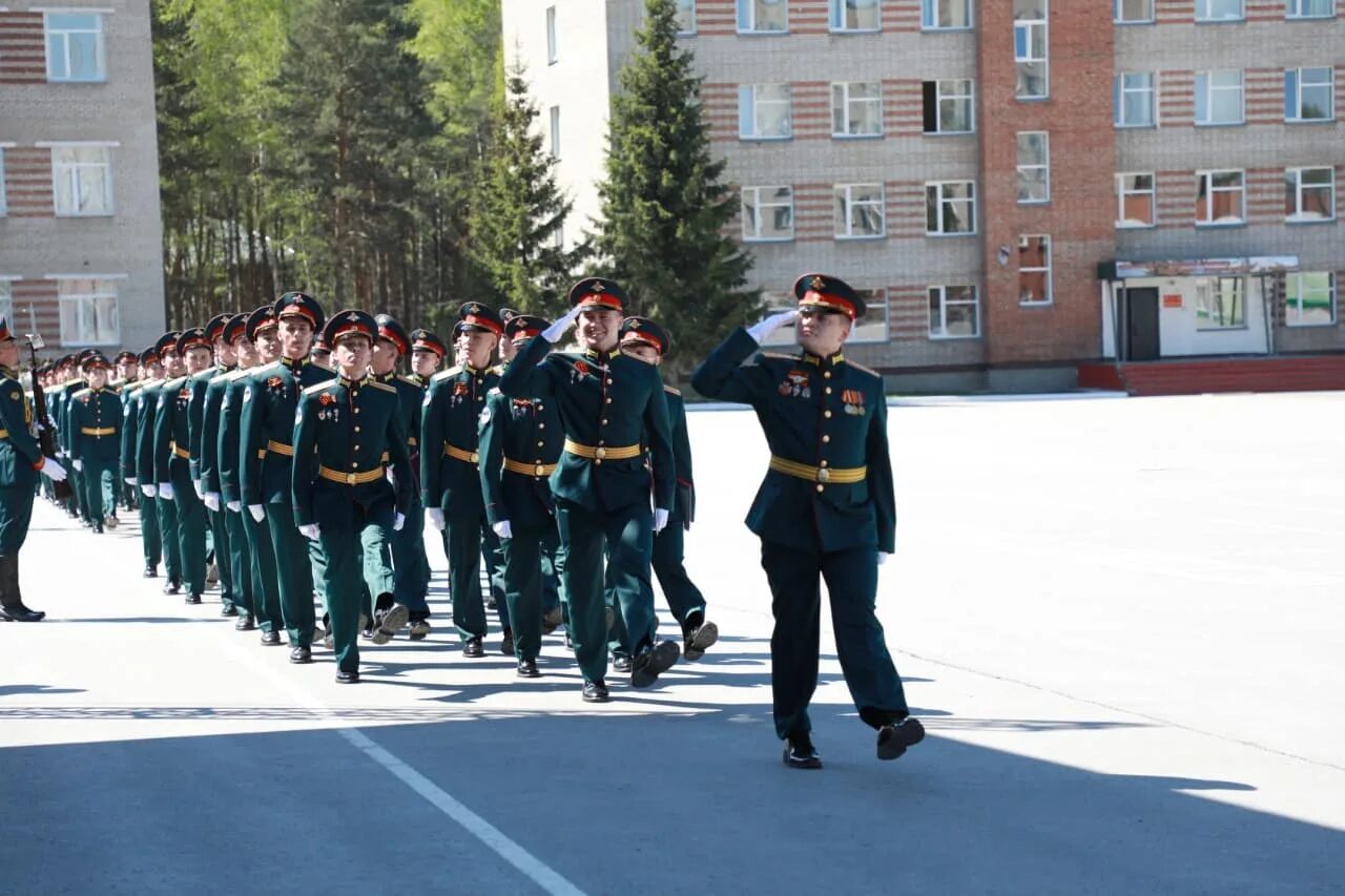 Новосибирское высшие училища. НВВКУ 2020. Курсанты НВВКУ Новосибирск. НВВКУ 1995. НВВКУ 2000.