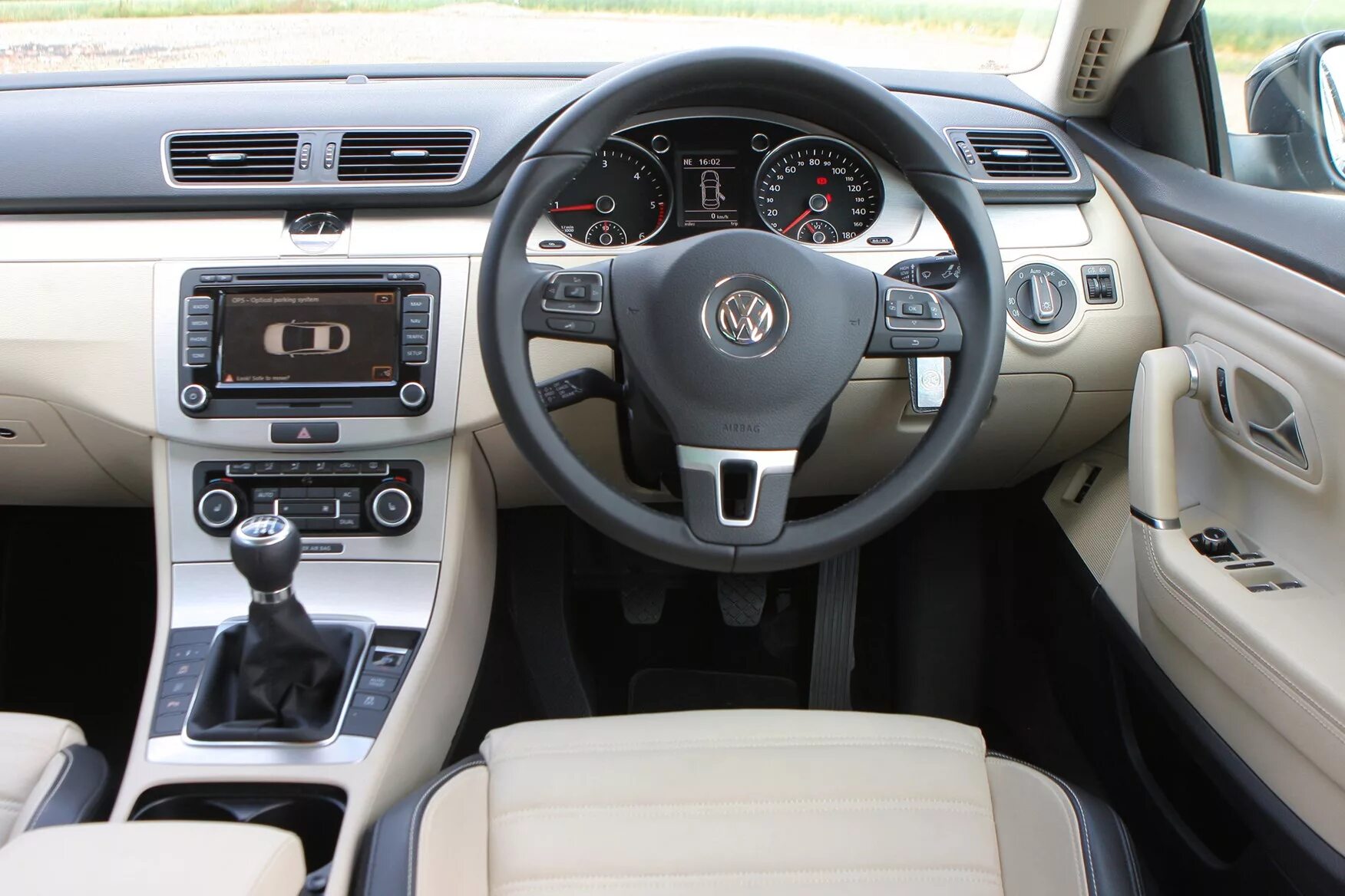 Куплю пассат автомат. Фольксваген Пассат 2008. Volkswagen Passat 2008 салон. Фольксваген Пассат СС 2011 салон. Фольксваген Пассат 2008 года салон.