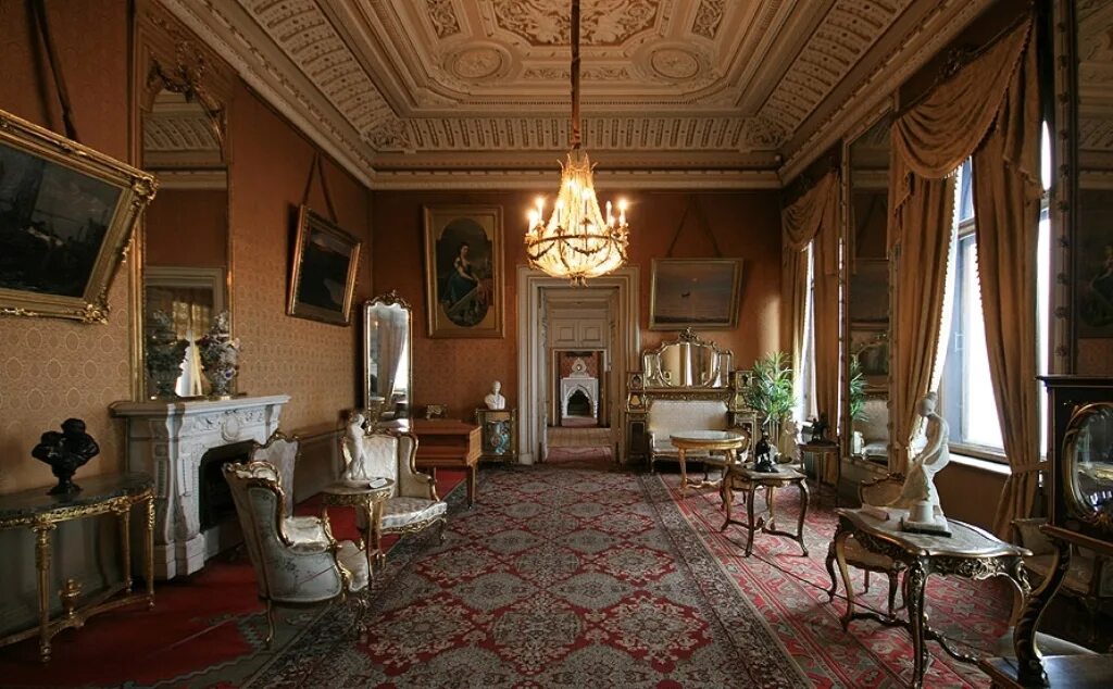 музей императора николая 2 тобольск. дом николая 2 в тобольске. гатчина александр 3 дворец. александровский дворец джакомо кваренги. кабинет александра 3 в гатчине.