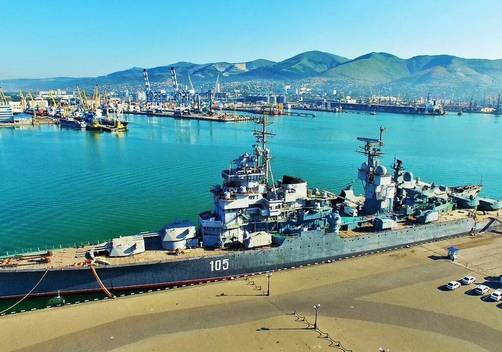 новороссийск novorossiysk набережная. набережная новороссийска морпорт. новороссийск достопримеча. город новороссийск сейчас. новороссийск город курорт.