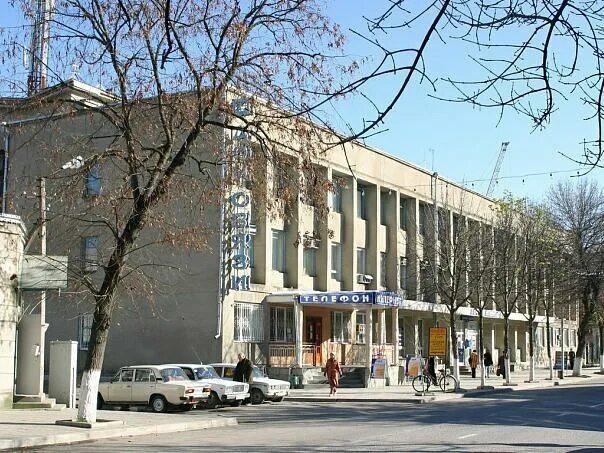 Моздок кирова 114. Октябрьская 80 моздок. Офис моздок. Моздок улица орджоникидзе. Город моздок магазин спутник.