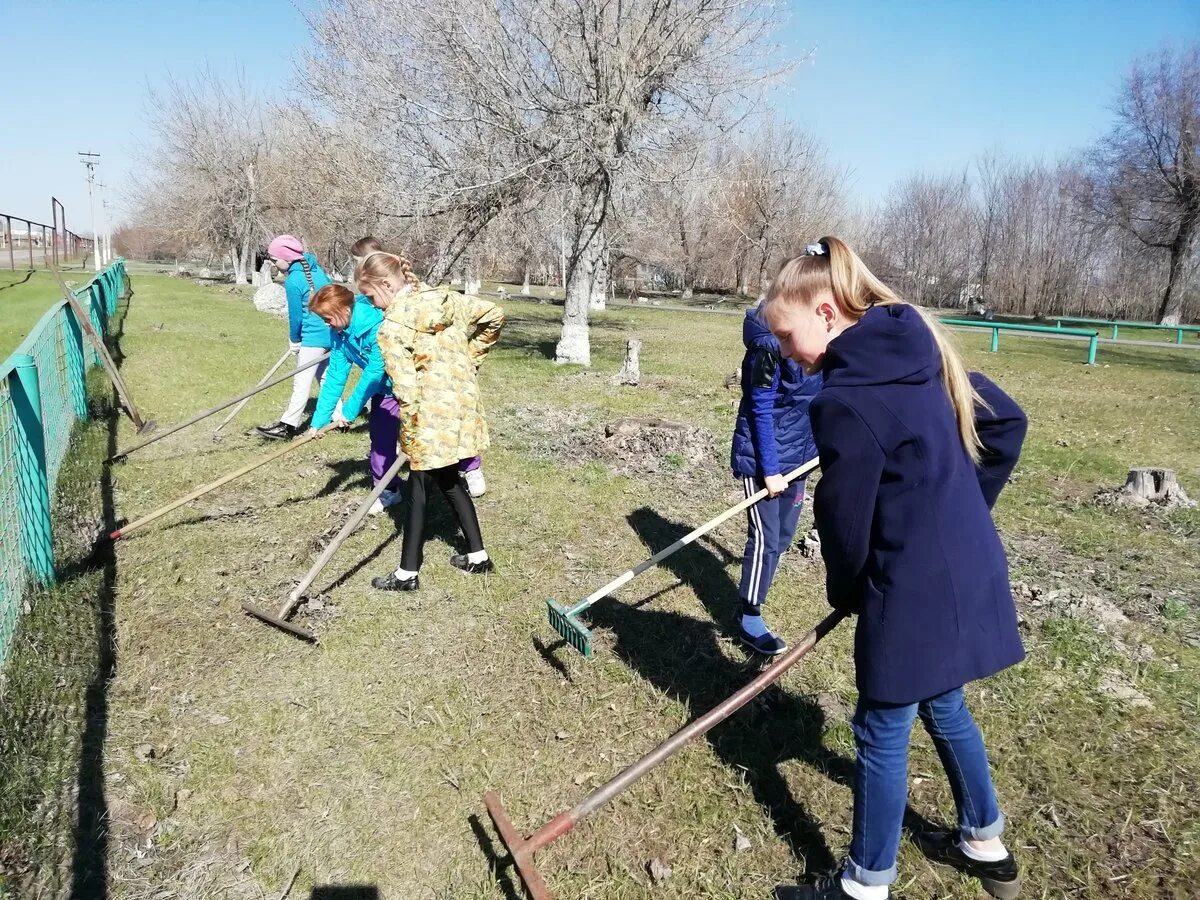 Обшаровка школа 1. Обшаровка Самарская область школа 1 сайт. На 1 участке школьники. Обшаровка школа 1 2024. Новости дня самарская область