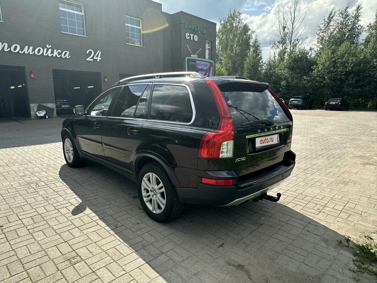 Xc90 1 рестайлинг. Volvo xc90 2011. спойлер вольво хс90. volvo xc90 спойлер. спойлер вольво xc90.