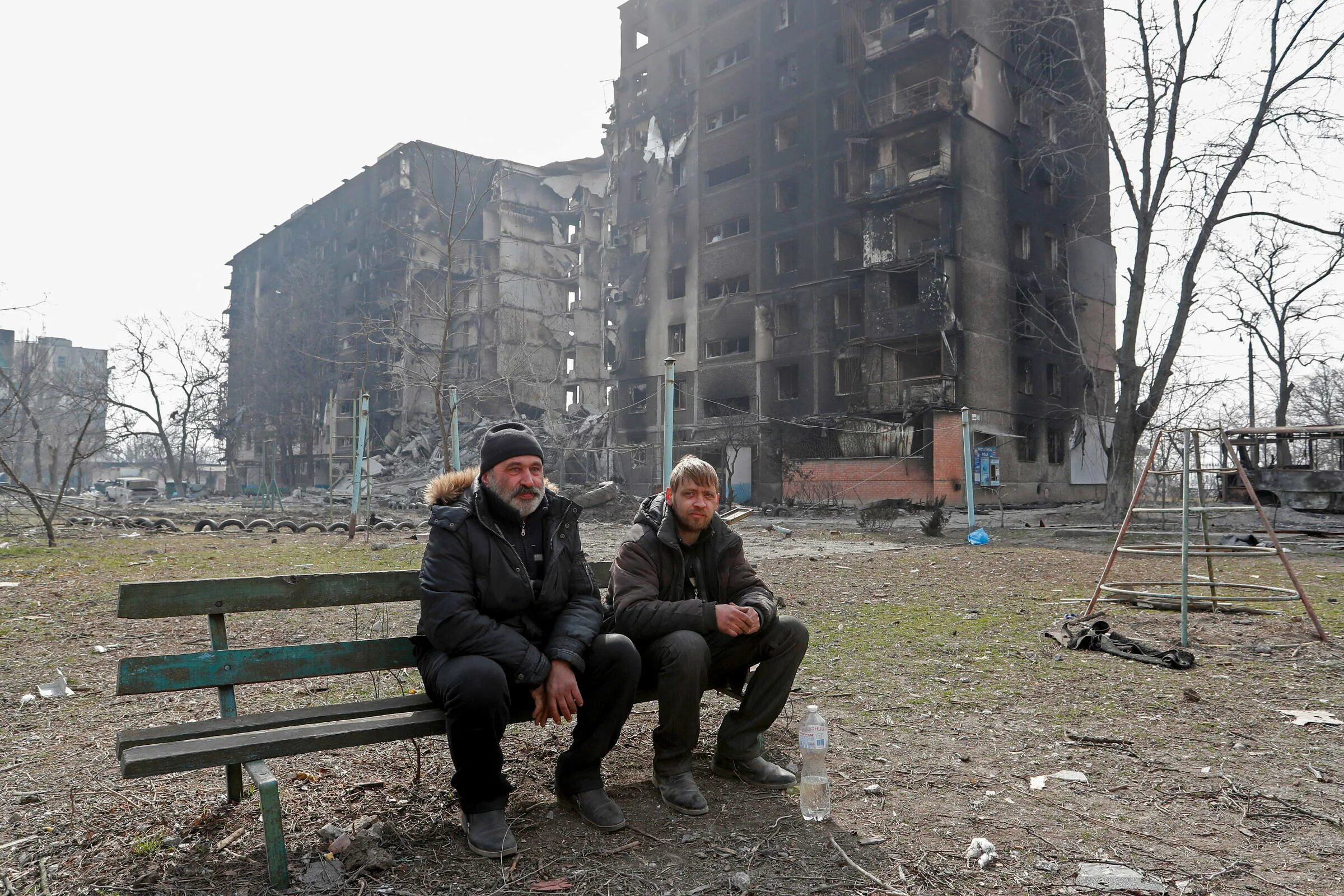 Потери мирных жителей. Мариуполь население. Потери украинских мирных жителей.
