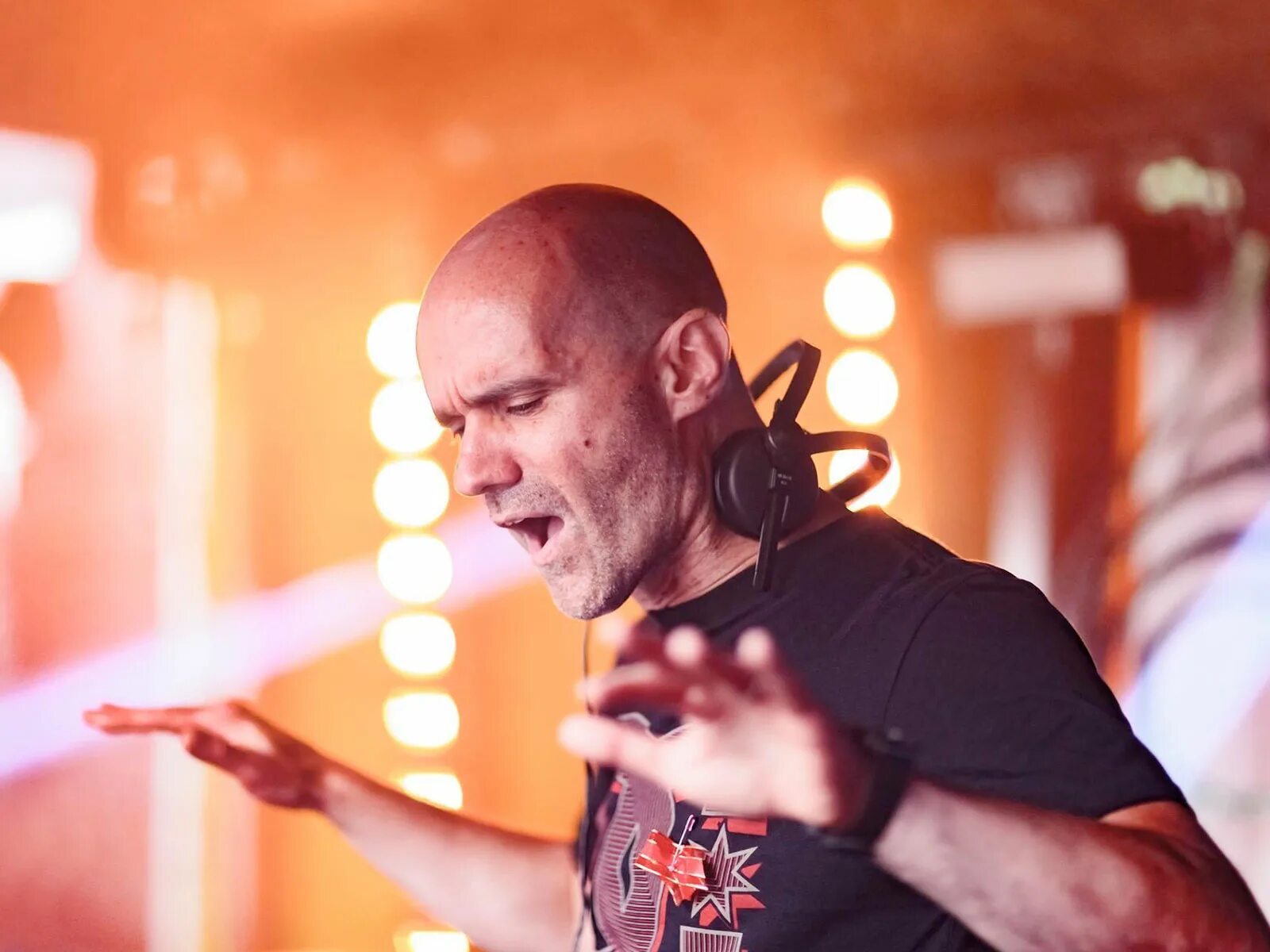 Джон 00 флеминг. John 00 fleming. John 00 fleming - mmx1215. John 00. John 00 fleming cover art.