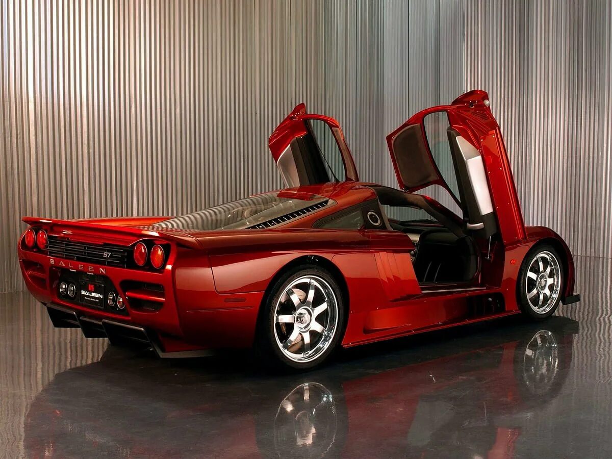 Турбо тачки. Машина Saleen s7 Twin-Turbo. Saleen s7 Twin Turbo салон. Saleen s7 Twin Turbo 2008. Saleen s7 2005.