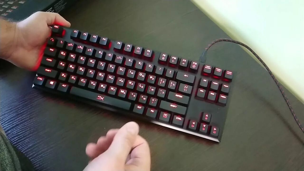 Hyperx alloy обзор. Hyperx alloy fps 60. hyperx alloy fps pro белая.
