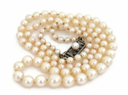 Pearl ladies
