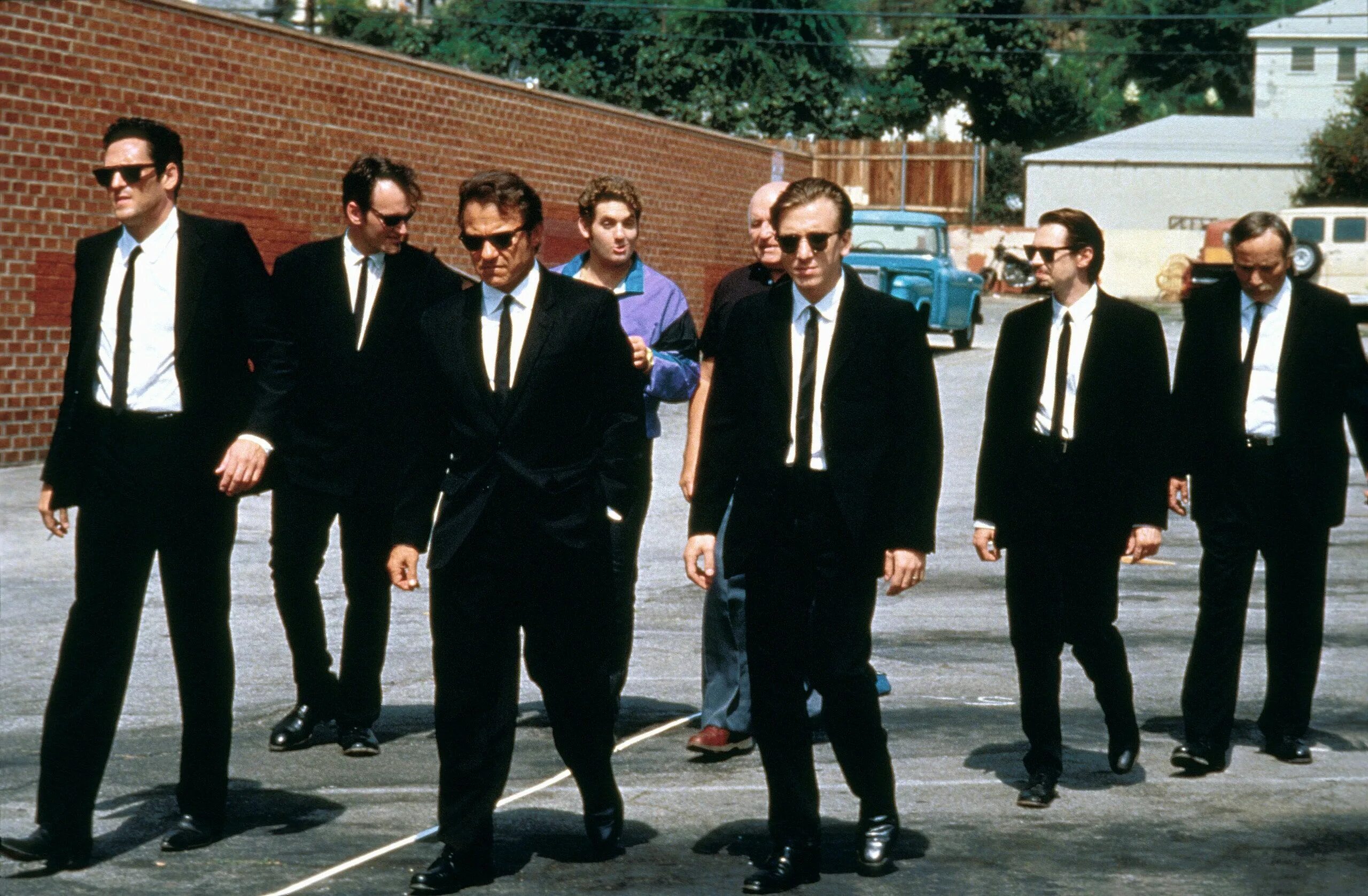 Мистер Браун бешеные псы. Квентин Тарантино бешеные псы. Reservoir dogs watch