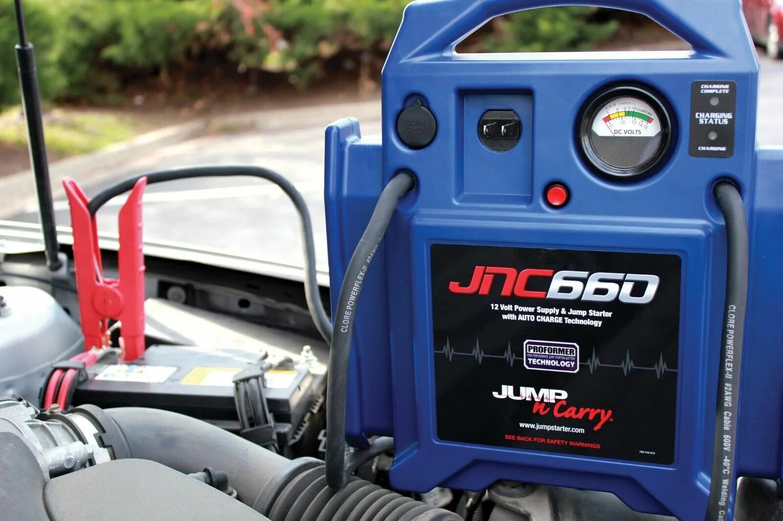 Portable jnc660 Battery Booster. Прикурить авто пуско зарядное. Аккумуляторная зарядка для автомобиля. Завести авто бустером.