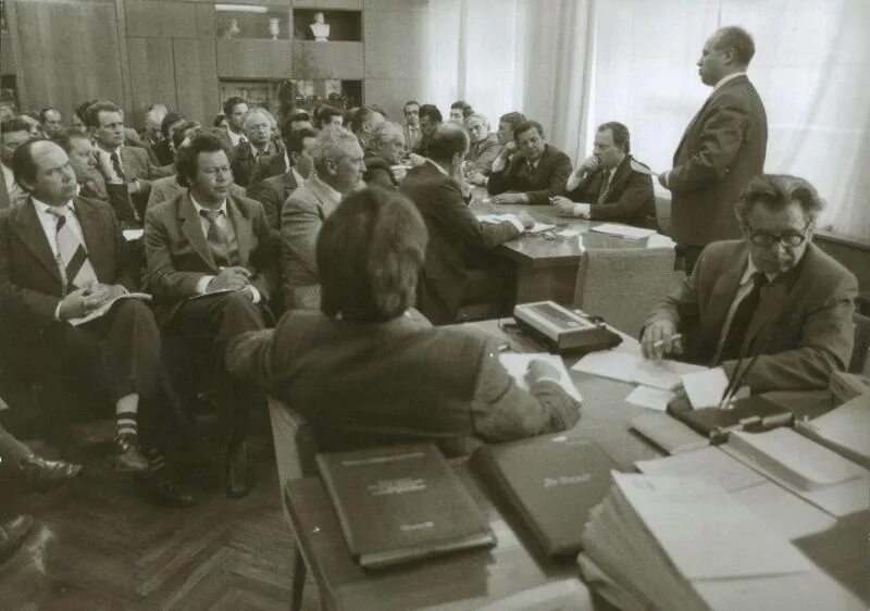 Ямайская конференция 1976 фото заседания. Городская Дума Тольятти исторические фото. Макаровка заседание фото.