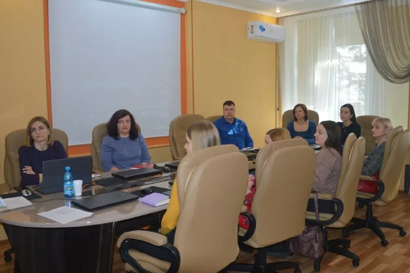 госслужба. госслужба курск. курская академия государственной и муниципальной службы. фото президентской программы в госуниверситете в иркутске. юститция республика тоджикистон.