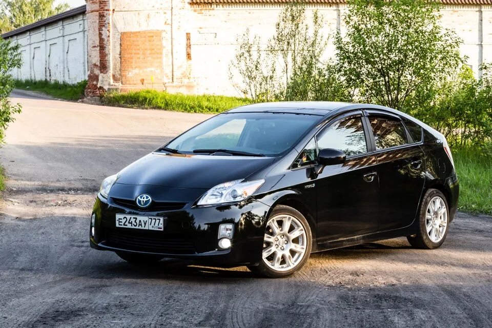 Toyota prius 2011. Пластиковый пыльник внутри шорканый приус 30. Тойота prius 30. Toyota prius 30 кузов. Toyota prius zvw30.