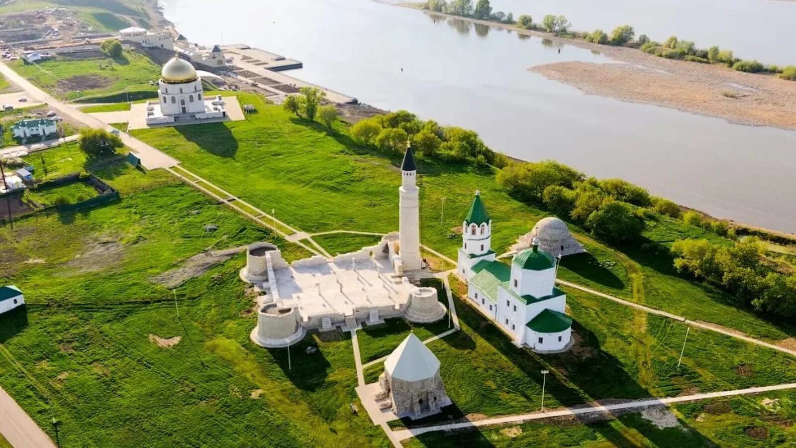 Булгар метеор. Музей заповедник булгар казань. заповедник «городище булгар». историко-археологический комплекс булгар в татарстане. болгарский историко-археологический комплекс (булгар) в татарстане.