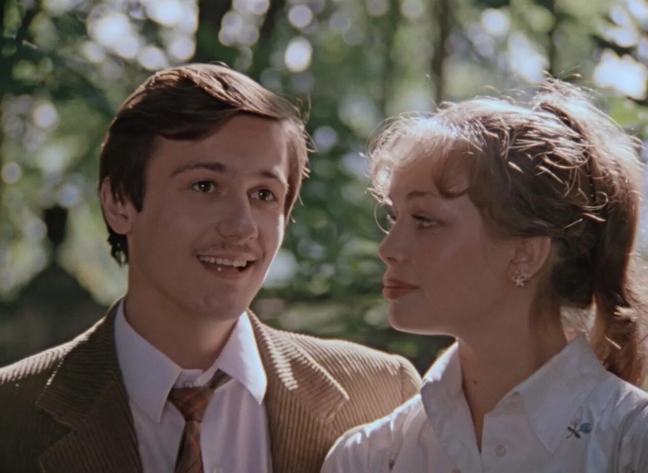 Покровские ворота какой год. Покровские ворота фильм 1982. Покровские ворота фильм 1982 елена коренева. Покровские ворота какой год. Елена коренева покровские ворота.