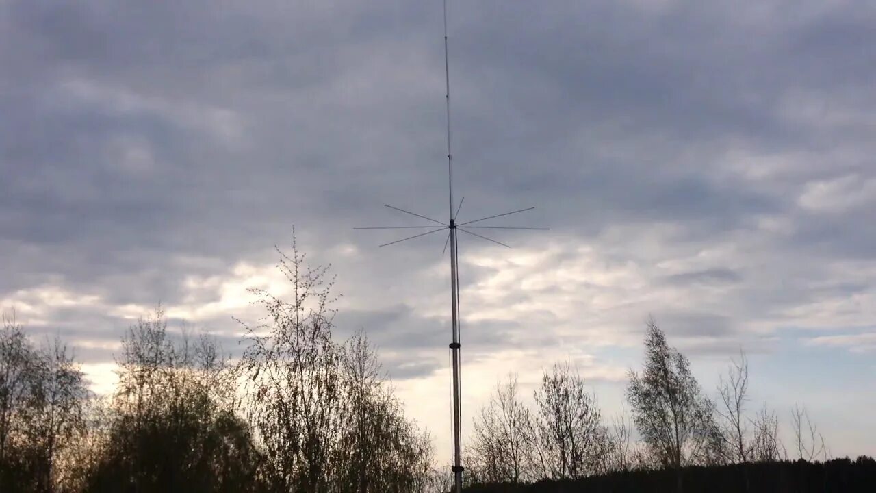 Sirio gpe 5/8 27 мгц. Антенна 27 мгц 5/8 sirio. Базовая антенна sirio. 5 8 27 мгц. Базовая антенна sirio 827 5/8.