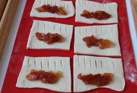 Слойки с вареньем