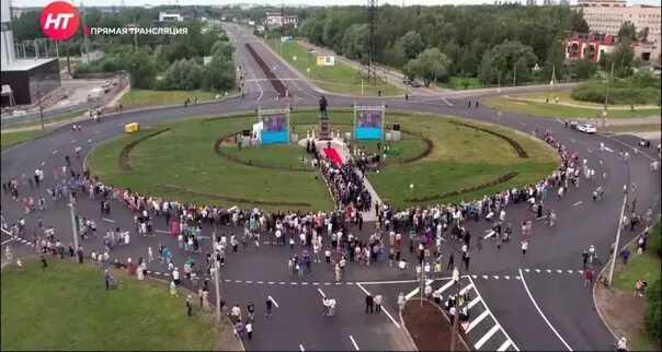 Памятник державину в великом новгороде фото Н. Владимиров принял участие в открытии памятника Гавриилу Державину в Великом Н