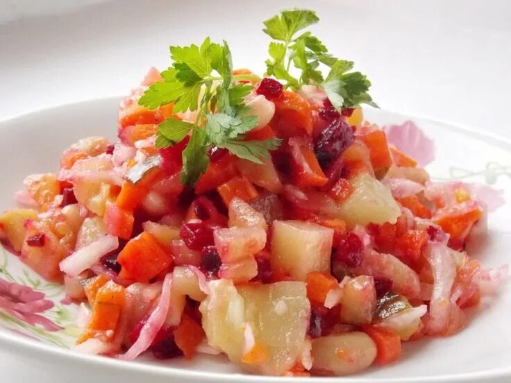 Винегрет с квашеной капустой и горошком. Винегрет. Салат винегрет ~ 1кг. Винегрет. Винегрет для похудения.