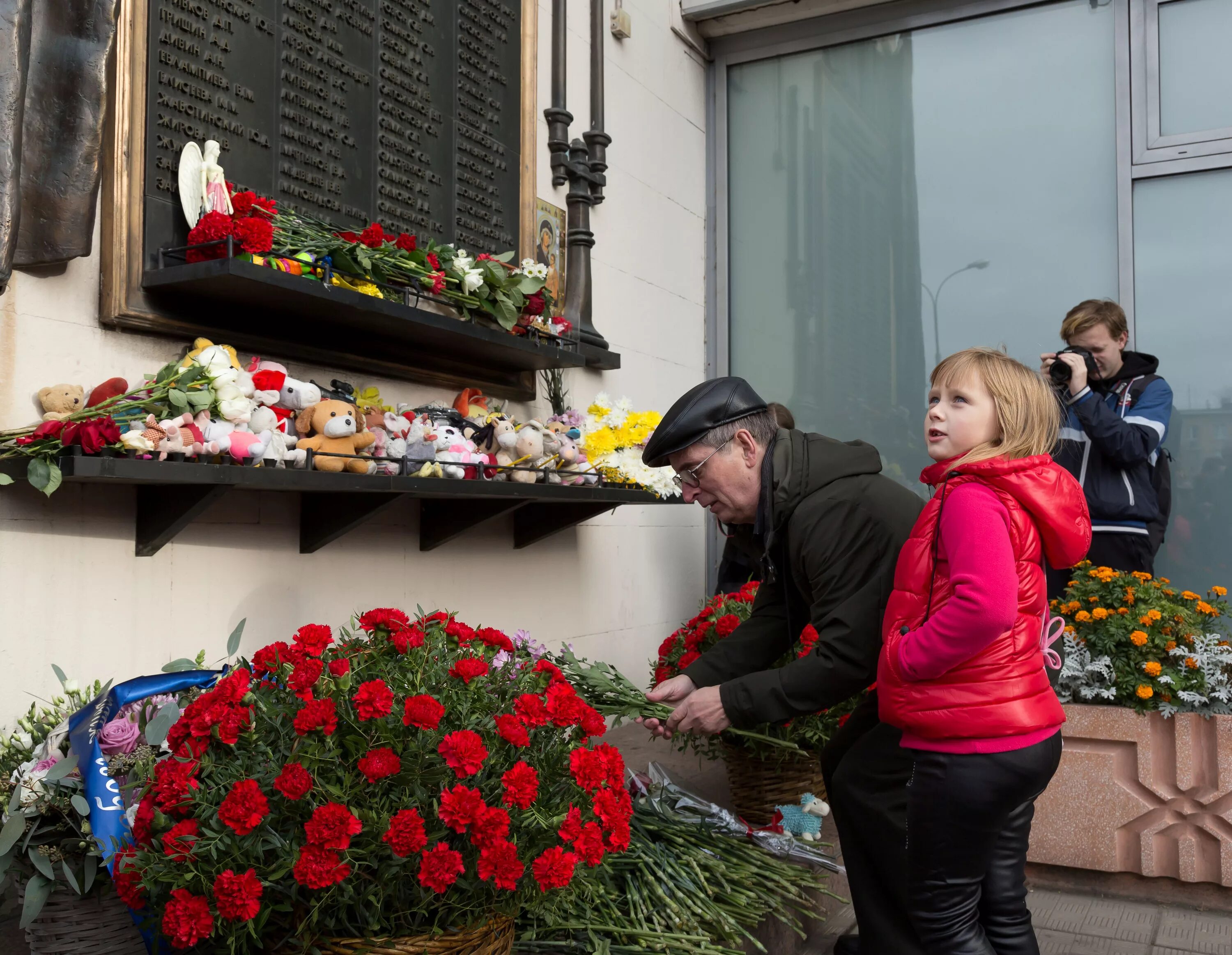 Что было 23 октября 2002 года. Норд-ОСТ теракт на Дубровке. 23 Октября — 26 октября 2002 года — теракт на Дубровке..