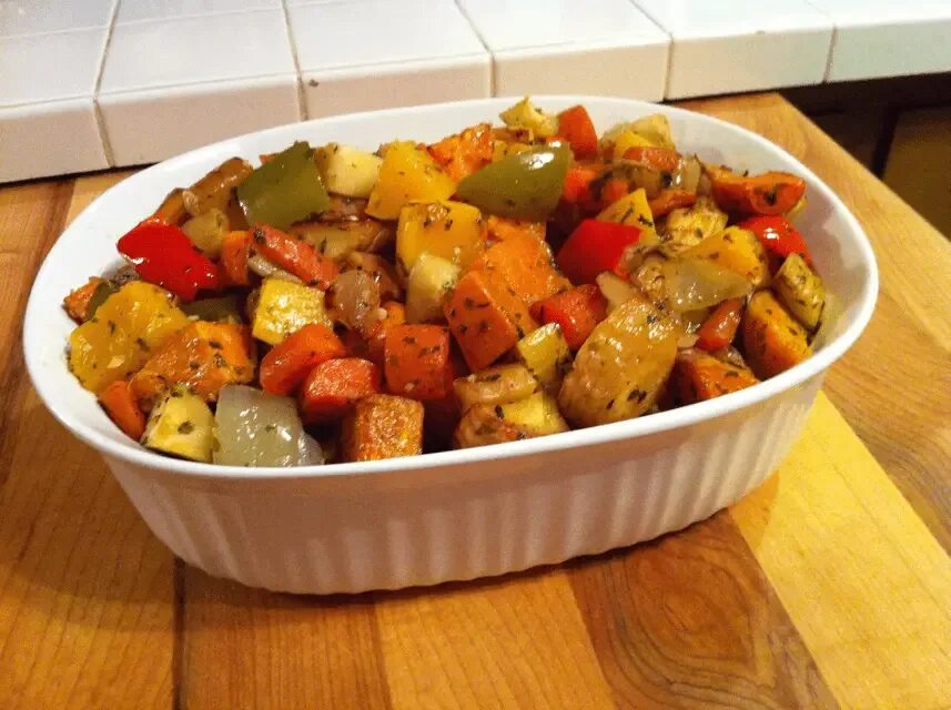 Roasted Vegetables in Oven. Baked in the Oven Vegetable. Vegetables Roasted picture for Kids. Roasted vegetables