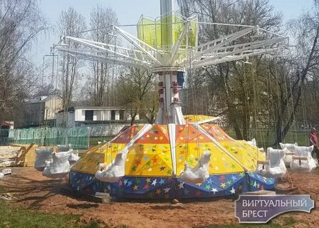 В парке культуры и отдыха установлен аттракцион